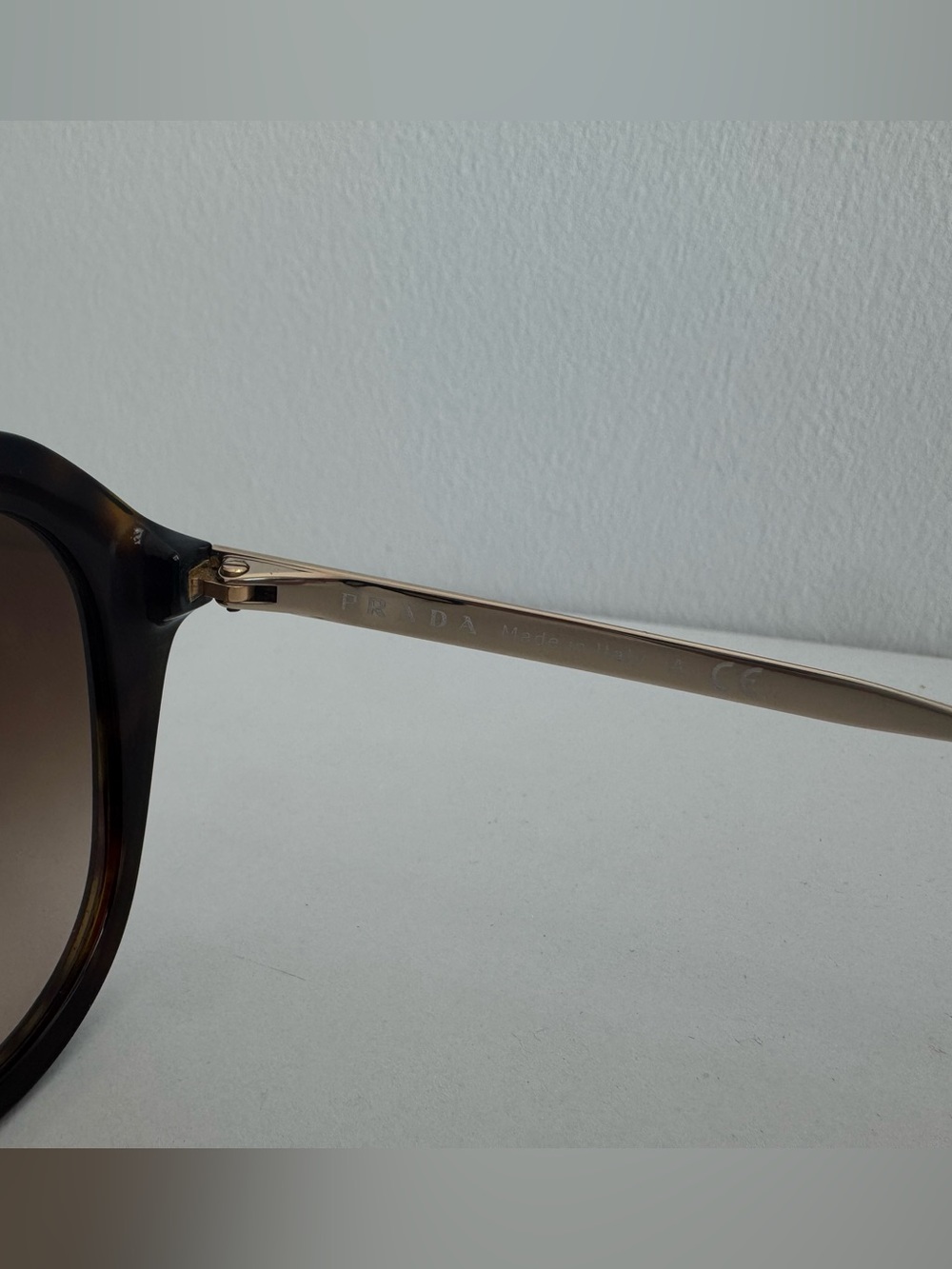 Authentic Prada Brown Tortoise Shell Sunglasses SPR12Q - Picture 4 of 9